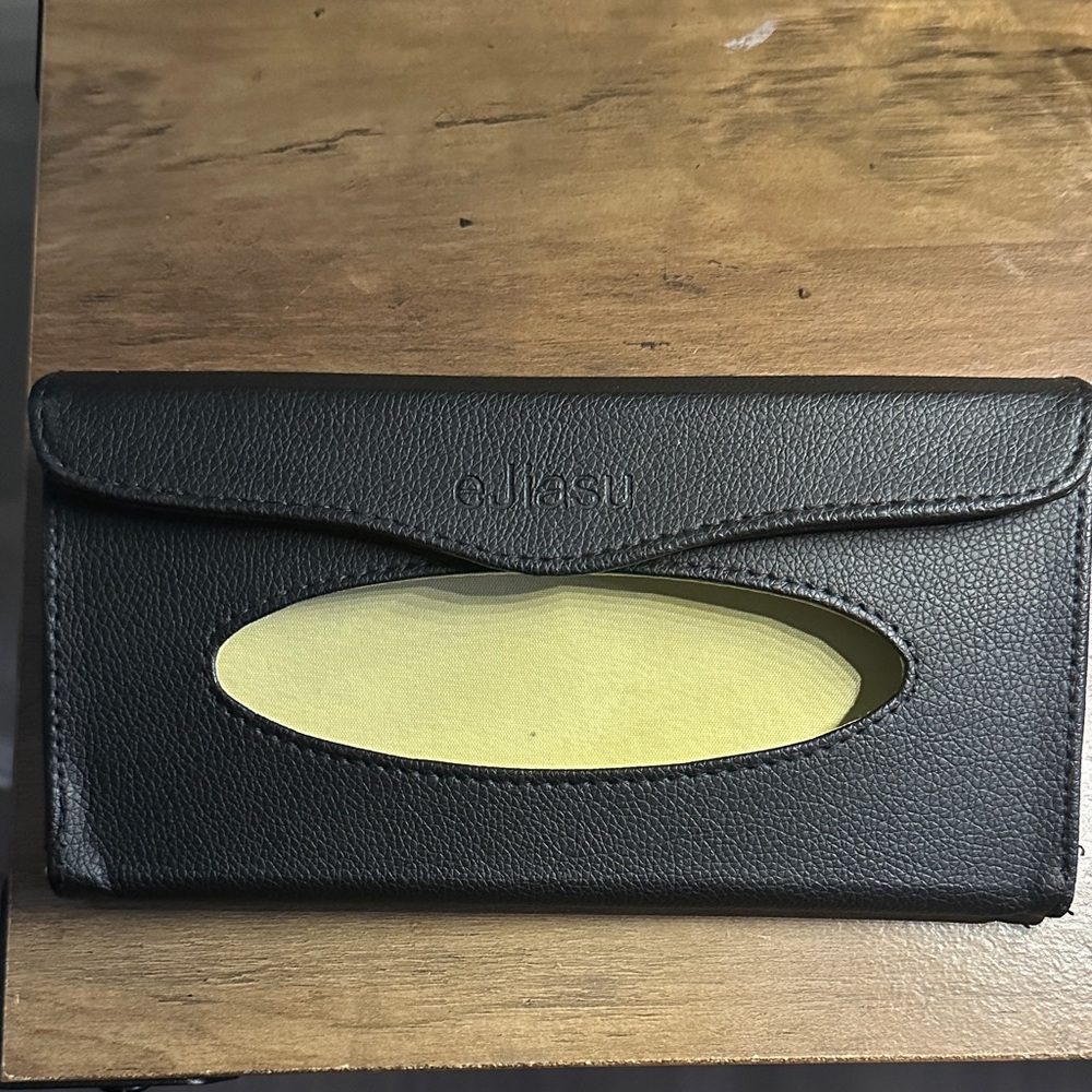 Black Leather Tissue Holder 9x5 in